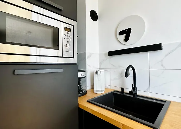 Alex Apartello-com - Amazing With Sea View! Апартхотел 4*